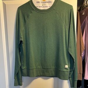 Vuori Green Long Sleeve Halo Crew